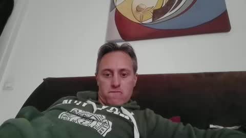 Snapshot of sten015 chatting on March 3, 1:39 pm sten015 online show from March 3, 1:39 pm