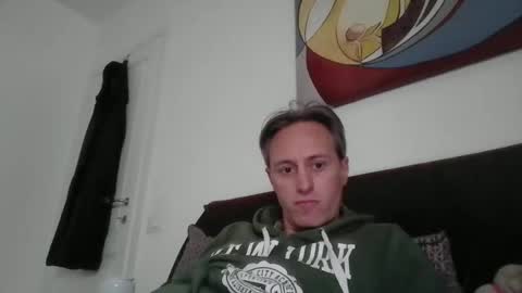 Snapshot of sten015 chatting on April 2, 12:14 pm sten015 online show from April 2, 12:14 pm