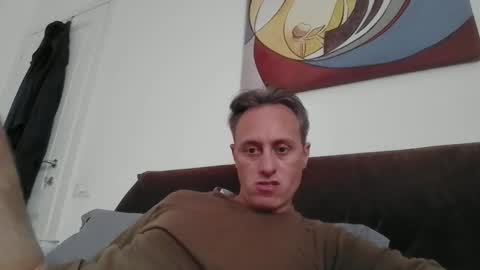 Snapshot of sten015 chatting on April 14, 12:22 pm sten015 online show from April 14, 12:22 pm