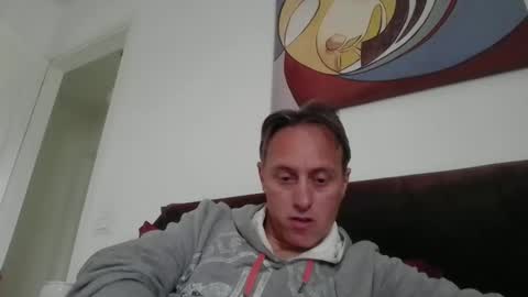 Snapshot of sten015 chatting on May 6, 12:32 pm sten015 online show from May 6, 12:32 pm