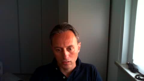 Snapshot of sten015 chatting on June 15, 3:14 pm sten015 online show from June 15, 3:14 pm