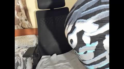 steph____3 online show from May 9, 9:25 am