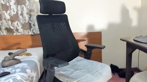 steph____3 online show from May 26, 3:41 pm