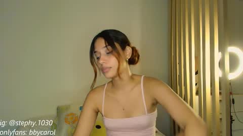 Snapshot of steph_y1030 chatting on September 16, 5:19 am stephany online show from September 16, 5:19 am