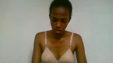 Snapshot of stepha400701 chatting on June 14, 5:48 pm stepha400701 online show from June 14, 5:48 pm