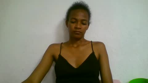 Snapshot of stepha400701 chatting on June 15, 6:54 pm stepha400701 online show from June 15, 6:54 pm