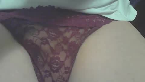 Snapshot of stephanhot chatting on January 19, 2:25 am gurls love to have fun online show from January 19, 2:25 am