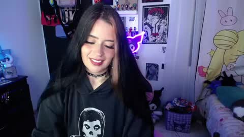 Snapshot of stephani_rousso chatting on March 4, 7:54 pm joha cosmo online show from March 4, 7:54 pm