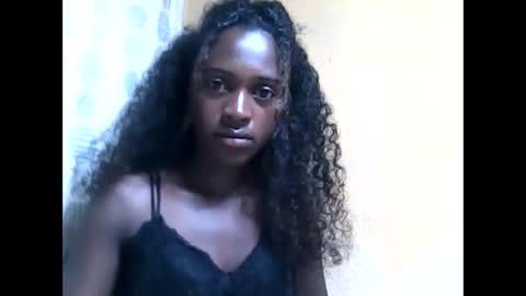 Snapshot of stephania12112343 chatting on May 27, 1:46 am stephania12112343 online show from May 27, 1:46 am