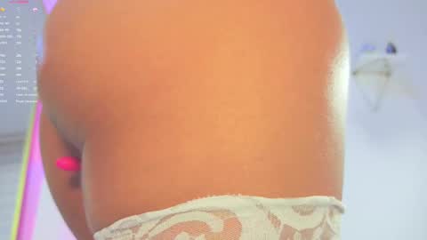 Snapshot of stephania_let chatting on March 12, 1:40 pm stephania_let online show from March 12, 1:40 pm