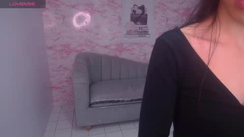 Stephania online show from January 9, 9:27 am