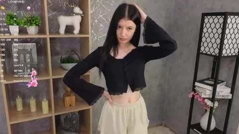 Snapshot of stephaniaharpool chatting on April 30, 1:45 am Amelia online show from April 30, 1:45 am