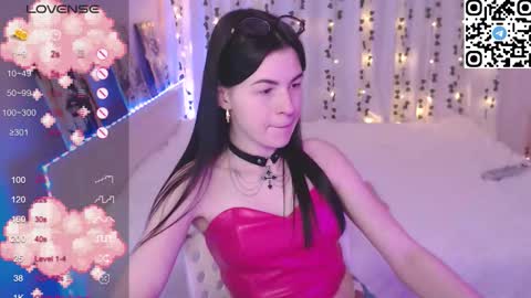 stephanie_diaz online show from February 4, 8:14 pm