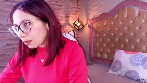 Stephaniesun  online show from July 4, 2:12 pm