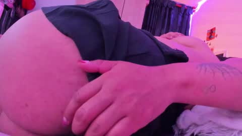 Stephanie  online show from January 9, 4:52 am