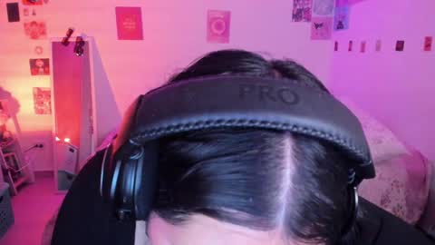 Stephanie  online show from January 15, 2:06 am