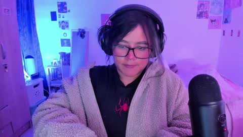 Stephanie  online show from January 24, 7:30 am