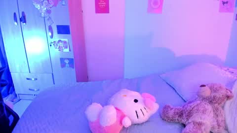 Stephanie  online show from February 26, 2:48 am