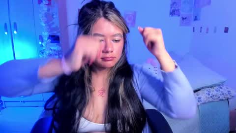 Stephanie  online show from March 5, 12:59 am