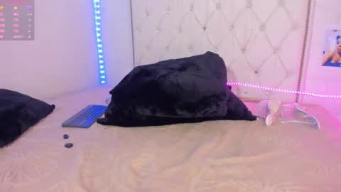 Anny online show from April 11, 7:45 am