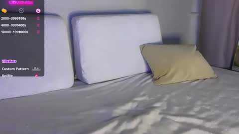 Snapshot of stephany_luxe chatting on December 5, 1:47 am Stephany online show from December 5, 1:47 am