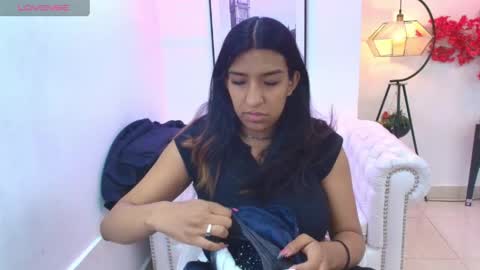 stephany triana online show from May 26, 7:32 pm