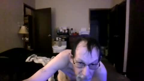 Snapshot of stephenasmith3 chatting on March 17, 1:10 am stephenasmith3 online show from March 17, 1:10 am