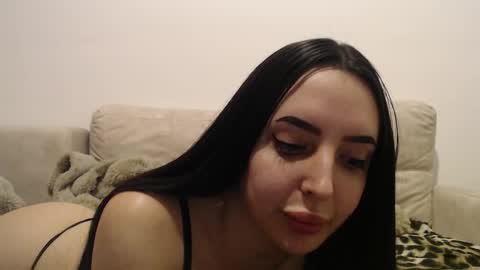Snapshot of stepmommy19 chatting on January 18, 4:00 pm StepMommy19 online show from January 18, 4:00 pm