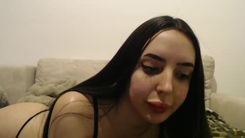 Snapshot of stepmommy19 chatting on March 1, 6:43 pm StepMommy19 online show from March 1, 6:43 pm