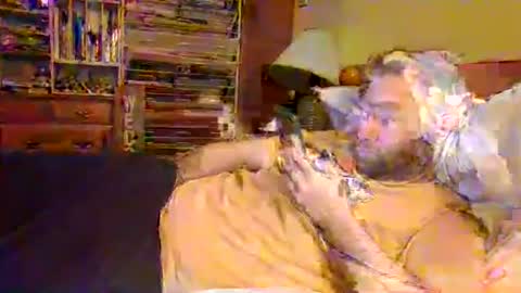 Ian23602 online show from December 5, 11:52 am