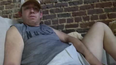 Snapshot of stetsondawg07 chatting on December 20, 7:54 pm stetsondawg07 online show from December 20, 7:54 pm