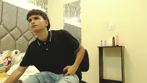 Snapshot of steve_hotman_ chatting on May 7, 1:27 pm Steve Hotman online show from May 7, 1:27 pm