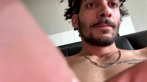 Snapshot of stevejoexxx14 chatting on February 24, 8:40 pm stevejoexxx14 online show from February 24, 8:40 pm