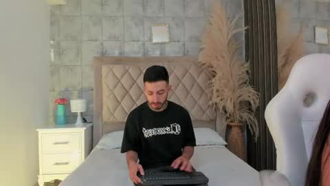 Snapshot of stevenandlaura_ chatting on May 22, 8:47 pm stevenandlaura_ online show from May 22, 8:47 pm