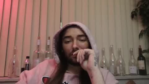 Snapshot of stevey_94 chatting on December 5, 1:47 am gay tease online show from December 5, 1:47 am