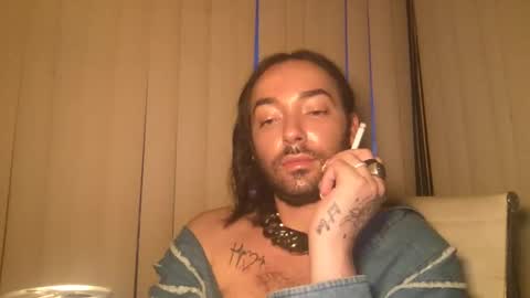 Snapshot of stevey_94 chatting on September 16, 11:28 pm gay tease online show from September 16, 11:28 pm