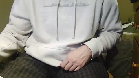 Snapshot of stevo69697 chatting on March 7, 6:43 am Chillguy online show from March 7, 6:43 am