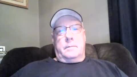 bobby online show from March 21, 11:04 am