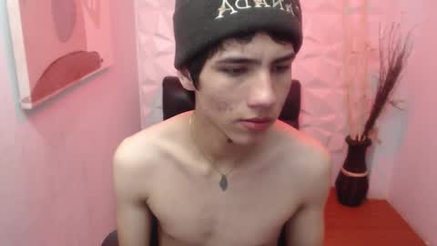 Stich online show from March 12, 2:34 pm