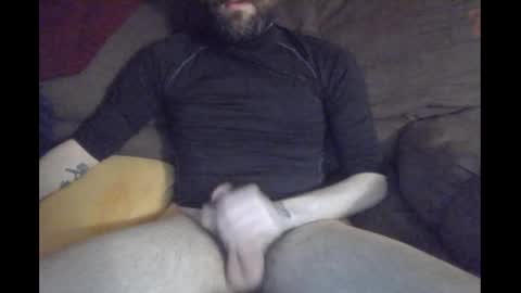 stickywhiteslime online show from April 12, 7:35 am