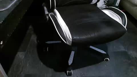 stiffler83pl online show from November 5, 8:47 am