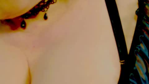 StiphlerMomy online show from November 14, 3:33 pm