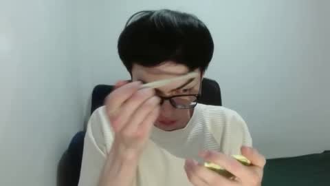 Snapshot of stiv_grant chatting on February 19, 11:50 am stiv_grant online show from February 19, 11:50 am