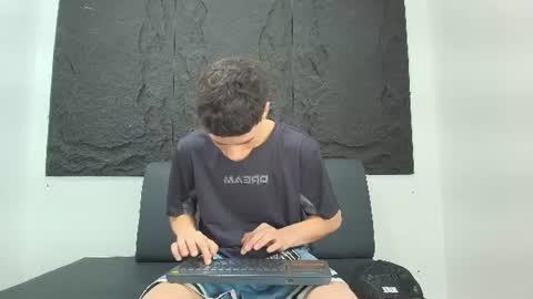 stiven_cooper2 online show from August 5, 7:28 pm