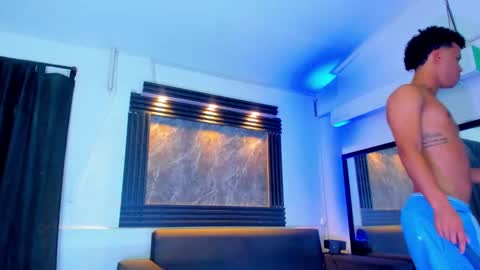 friends online show from October 6, 3:04 am