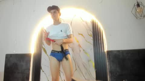 friends online show from February 21, 4:35 am