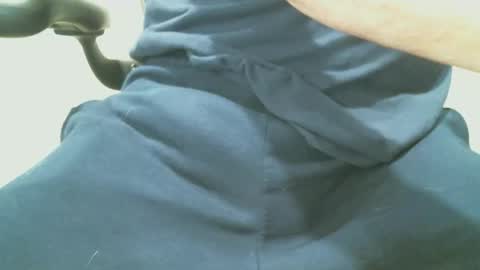 Snapshot of stlhammer68 chatting on April 1, 8:17 pm stl hammer online show from April 1, 8:17 pm
