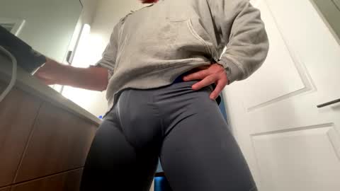 stlhotwifeguy online show from October 6, 5:21 pm