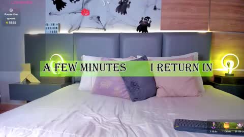 Stone Lee  online show from October 24, 7:16 am