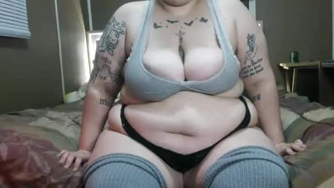 stonedbbw01 online show from July 13, 4:15 am